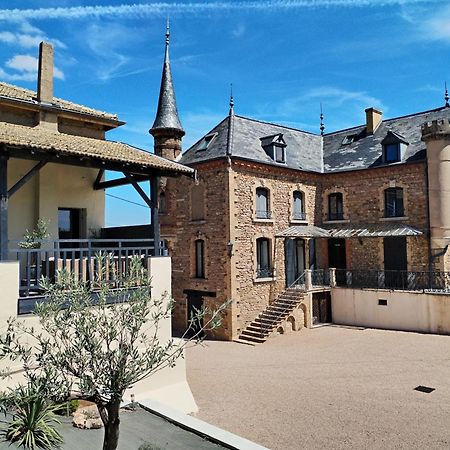 Le Petit Chateau De Sathonat - Horizon Paradis Saint-Amour-Bellevue Экстерьер фото